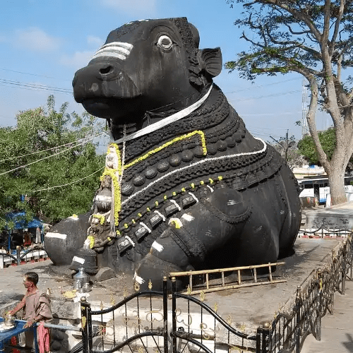 Statue of Nandi