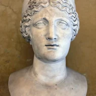 Mythl;ok - Hera bust