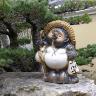 Mythlok - Tanuki Figurine