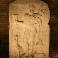 Autel orné d'un bas-relief représentant le dieu Sylvanus. - Références: CIL VI 3712, VI 31180 - Galerie lapidaire du Tabularium, Musei Capitolini